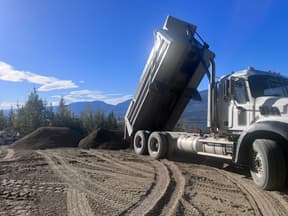 Aggregate Hauling - Material transport services